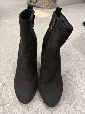Black Women's Ankle Booties with Side Zip